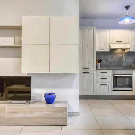 Modern & Charming 1-bedroom Flat In Jvas1-1 Gżira