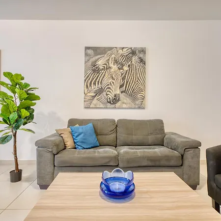 Modern & Charming 1-bedroom Flat In Jvas1-1