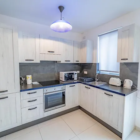 Modern & Charming 1-bedroom Flat In Jvas1-1 Gzira